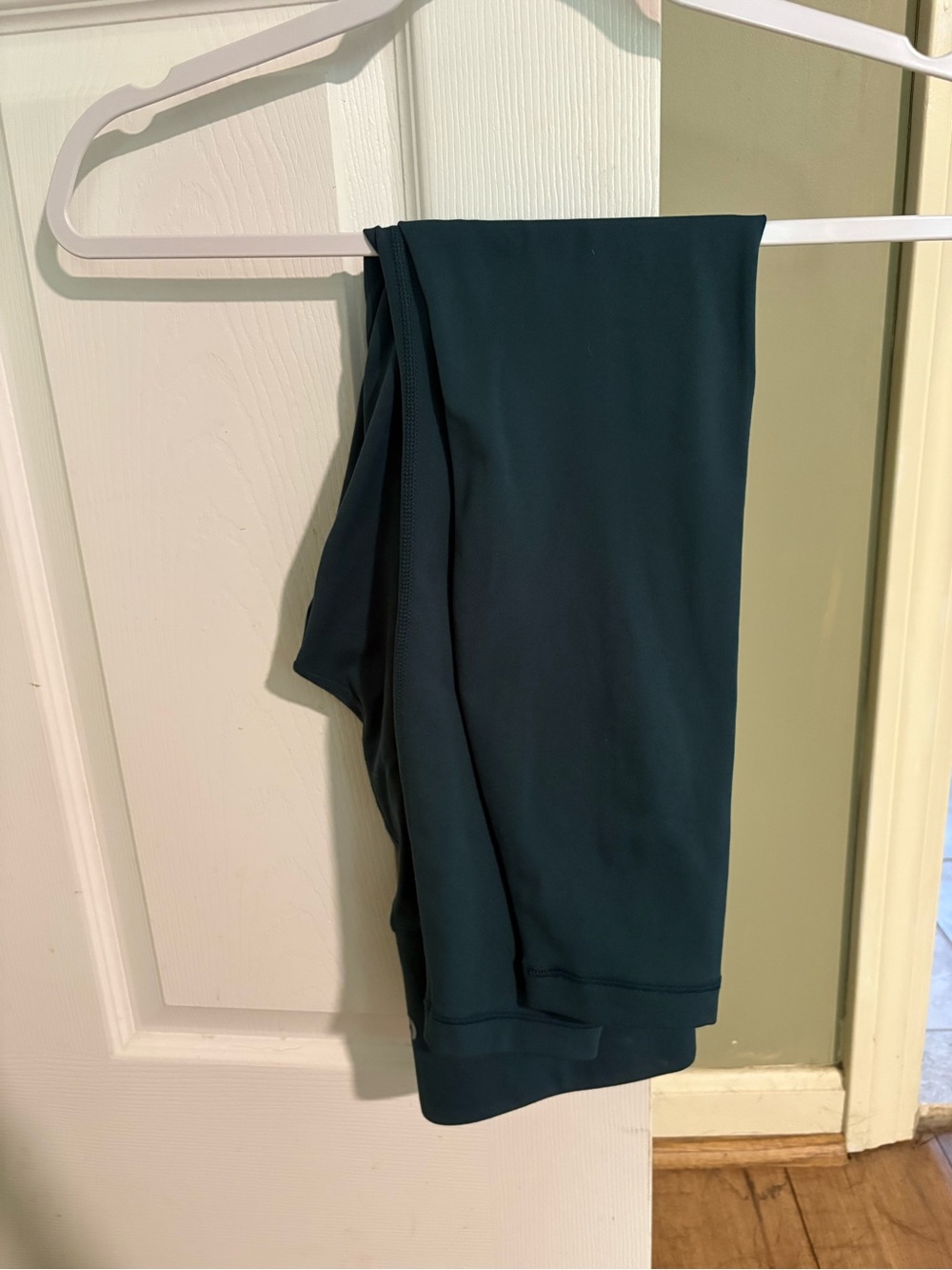 EUC 90 degree full length leggings in Jade size small